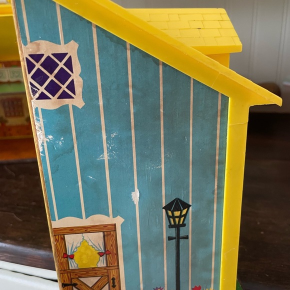 Vintage Fisher-Price 1969 Play Family House❤️🏡 - Picture 9 of 12